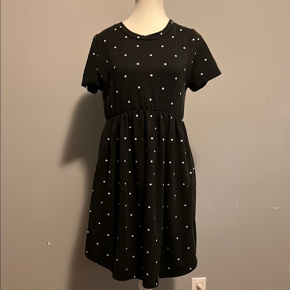 Dresses & Skirts - Black Polka Dot Dress